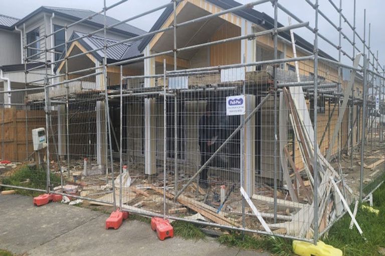 Photo of property in 25 Kapeta Lane, Karaka, 2113