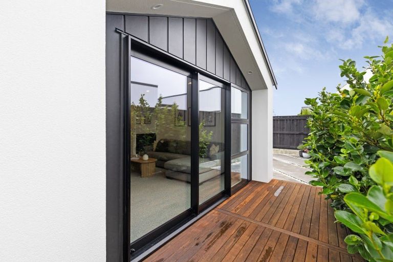 Photo of property in 7 Gratitude Way, Kelvin Grove, Palmerston North, 4414