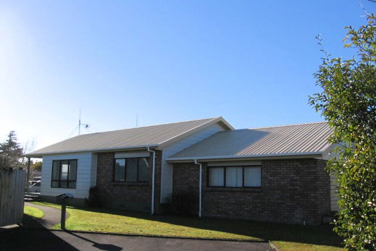 Photo of property in 10 Olwyn Green, Dinsdale, Hamilton, 3204