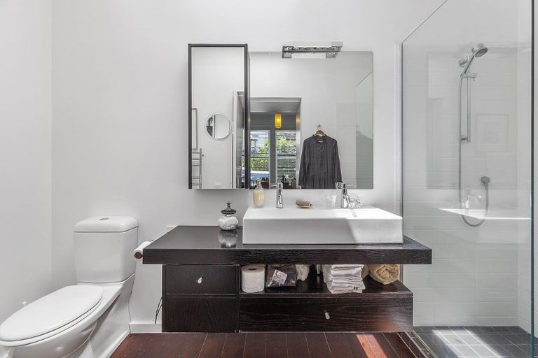 Photo of property in 55 Mitchell Street, Brooklyn, Wellington, 6021