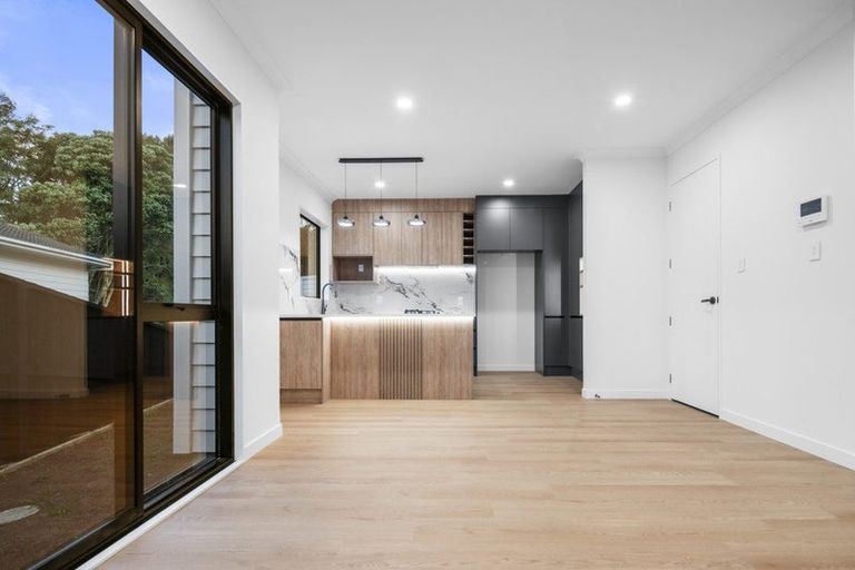 Photo of property in 24a Scarlock Avenue, Browns Bay, Auckland, 0630