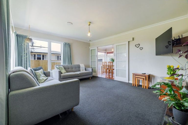 Photo of property in 52 College Street, Awapuni, Palmerston North, 4412