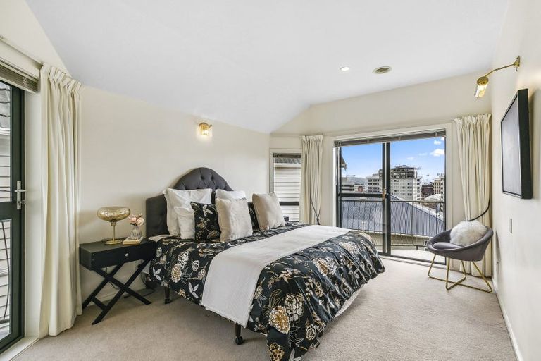 Photo of property in 67u3 Bolton Street, Kelburn, Wellington, 6012