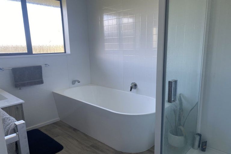 Photo of property in 74 Shortland Road, Oamaru North, Oamaru, 9494