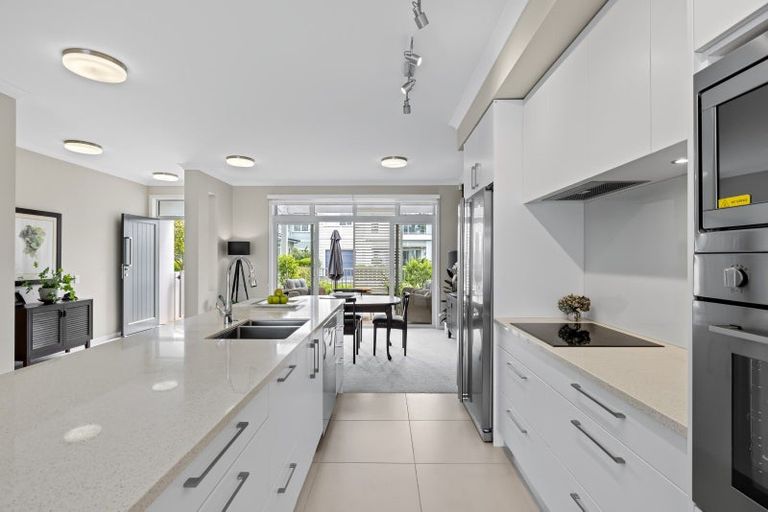 Photo of property in 130 Landmark Terrace, Orewa, 0931