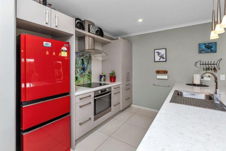 Photo of property in 9 Dune Lake Place, Ruakaka, 0116