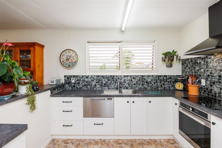 Photo of property in 3/10 Oxford Street, Marton, 4710