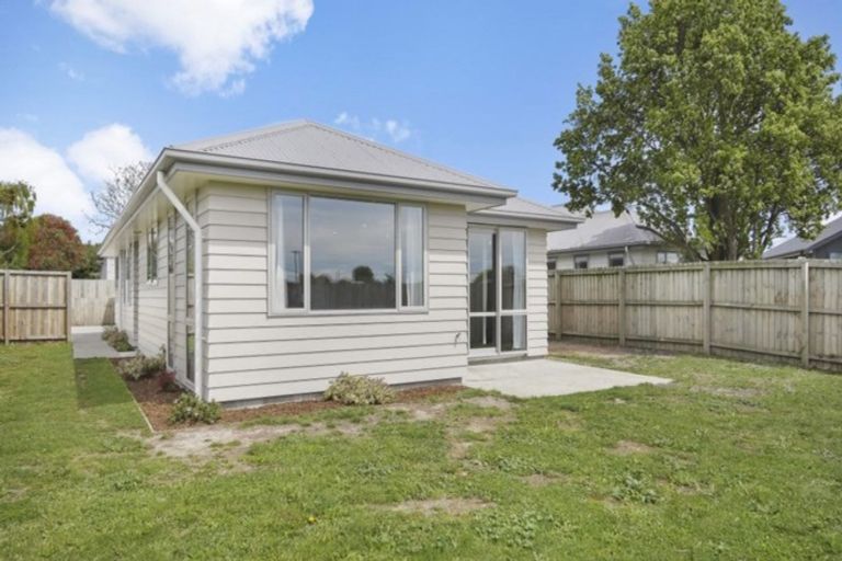 Photo of property in 1/471 Pages Road, Aranui, Christchurch, 8061