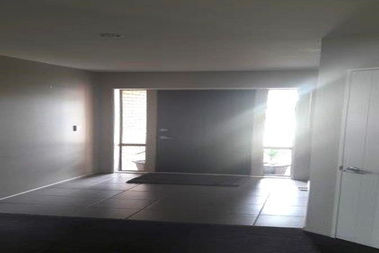 Photo of property in 5 Marlowe Place, Rolleston, 7614