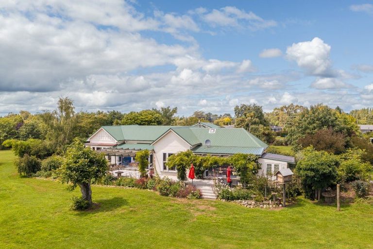 Photo of property in 78 Owen Street, Tikokino, Waipawa, 4273