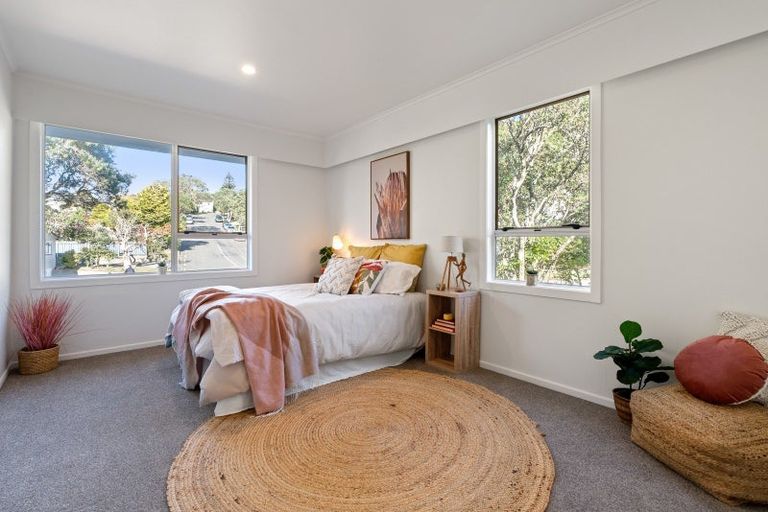 Photo of property in 2 John Sims Drive, Broadmeadows, Wellington, 6035