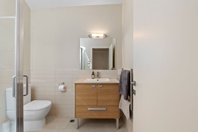 Photo of property in 24e Jellicoe Drive, Hamilton East, Hamilton, 3216