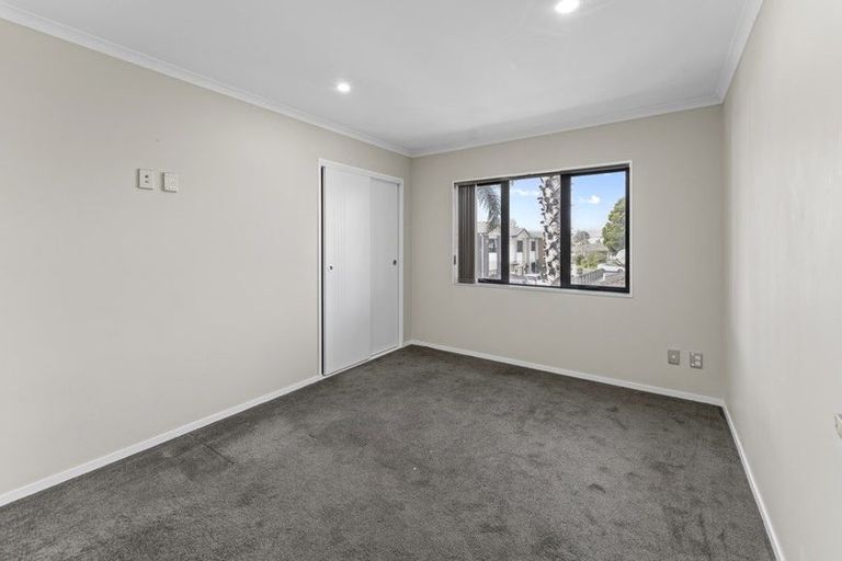 Photo of property in 4 Kakaho Way, Papatoetoe, Auckland, 2025