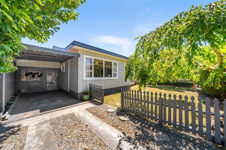 Photo of property in 69 Pine Avenue, Ebdentown, Upper Hutt, 5018