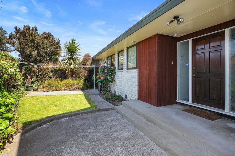 Photo of property in 8 Veitches Road, Bishopdale, Christchurch, 8053
