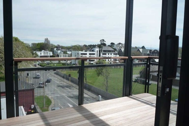 Photo of property in 50 Kilmore Street, Christchurch Central, Christchurch, 8013
