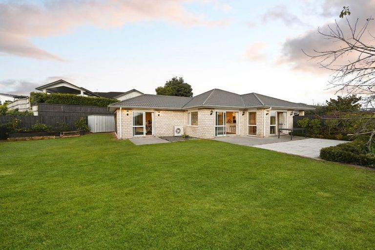 Photo of property in 60 Magellan Rise, Flagstaff, Hamilton, 3210