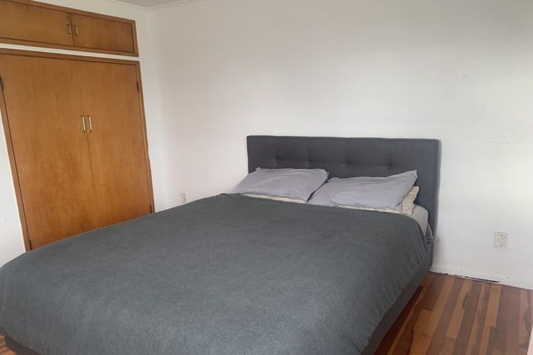 Photo of property in 19 Salisbury Road, Birkdale, Auckland, 0626