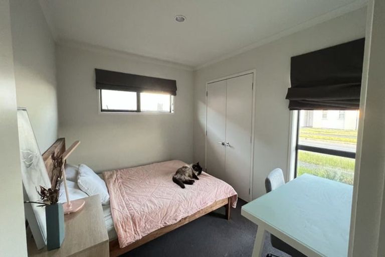 Photo of property in 43 Maclaren Road, Wigram, Christchurch, 8042