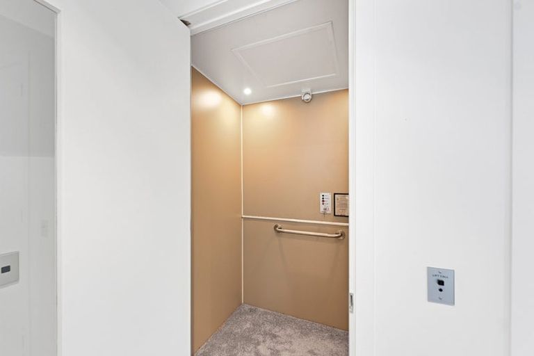 Photo of property in 4 Le Quesnoy Place, Cambridge, 3434