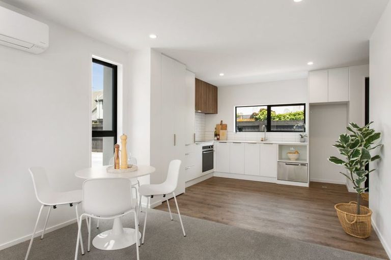 Photo of property in 13 Goldsmith Place, Waltham, Christchurch, 8023