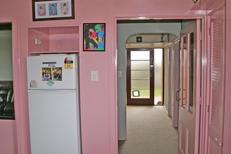 Photo of property in 1 Sandringham Street, Oamaru North, Oamaru, 9400