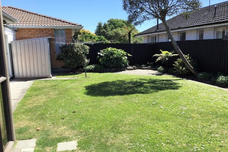 Photo of property in 1/26a Heaphy Place, Casebrook, Christchurch, 8051