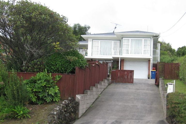 Photo of property in 71 Colwill Road, Massey, Auckland, 0614