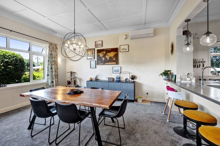 Photo of property in 187 South Road, Hawera, 4610