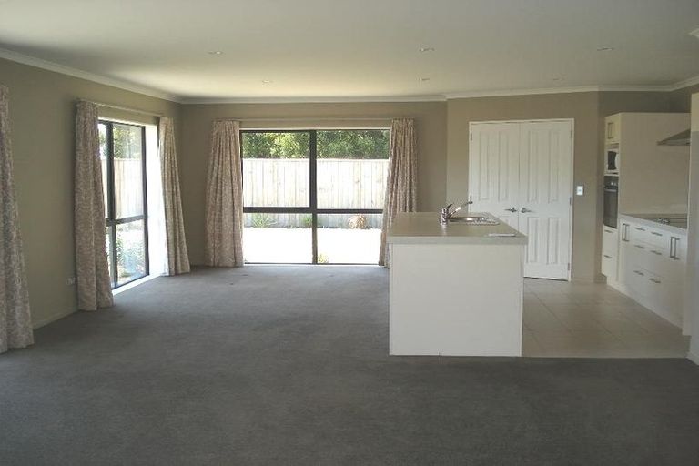 Photo of property in 6 Hampstead Close, Rangiora, 7400