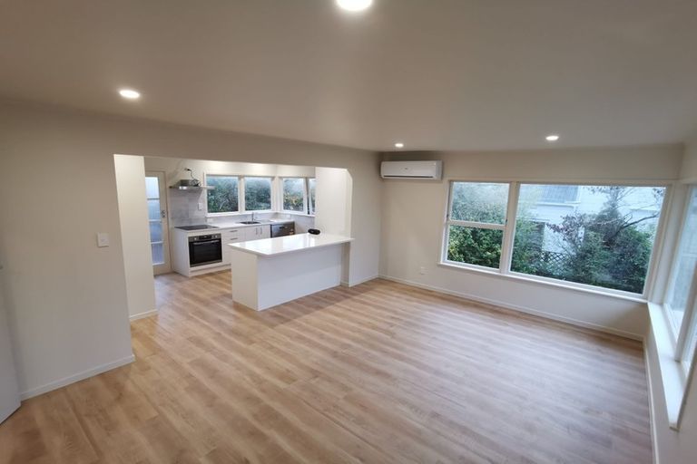 Photo of property in 7a/2 Corrella Road, Belmont, Auckland, 0622