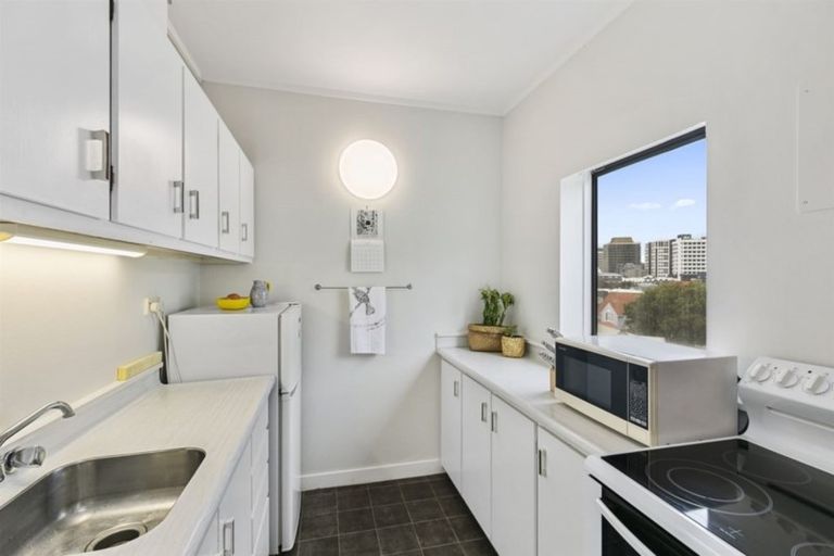 Photo of property in Hobson Court Flats, 51/70u Hobson Street, Thorndon, Wellington, 6011
