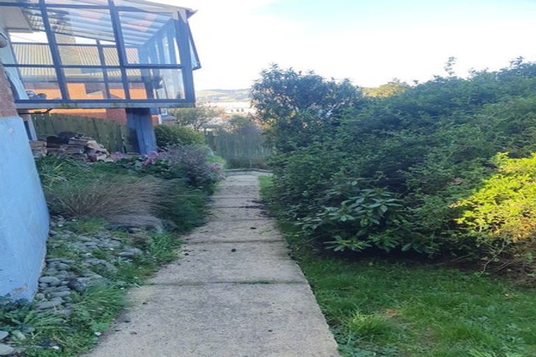 Photo of property in 225 Ravensbourne Road, Ravensbourne, Dunedin, 9022