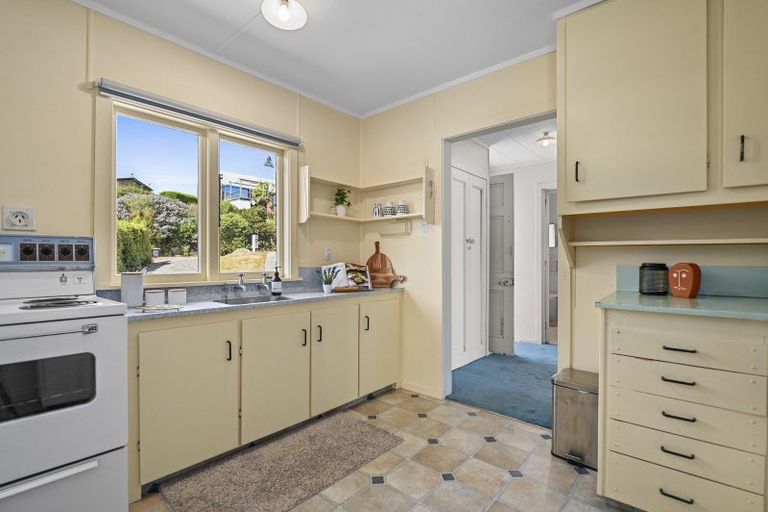 Photo of property in 25 Ranui Crescent, Diamond Harbour, 8971