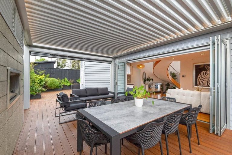 Photo of property in 17a Waitemata Road, Hauraki, Auckland, 0622