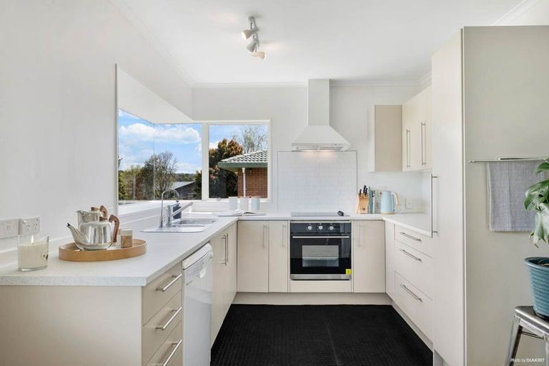 Photo of property in 14 Cornell Court, Albany, Auckland, 0632
