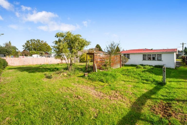 Photo of property in 9 Martin Street, Utuhina, Rotorua, 3015