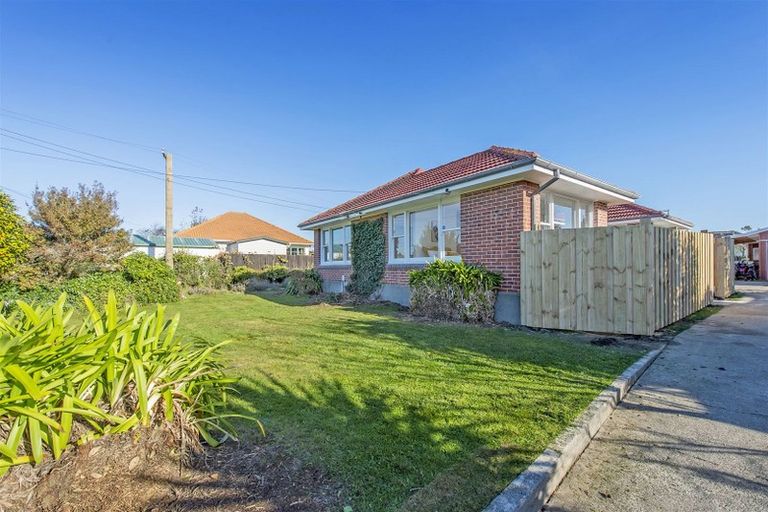 Photo of property in 19 Bampton Street, Burwood, Christchurch, 8061