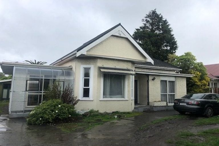 Photo of property in 15 Maxwell Street, Riccarton, Christchurch, 8041