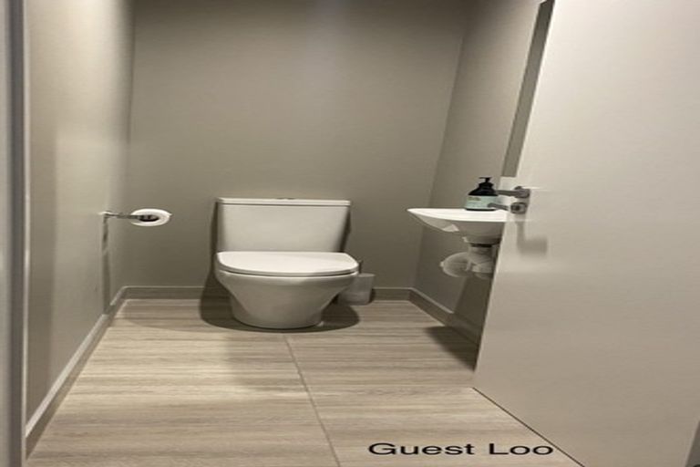 Photo of property in 5b Melia Place, Stanmore Bay, Whangaparaoa, 0932