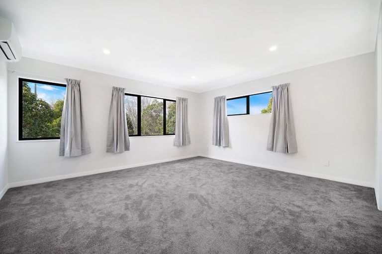 Photo of property in 421a Bucklands Beach Road, Bucklands Beach, Auckland, 2012