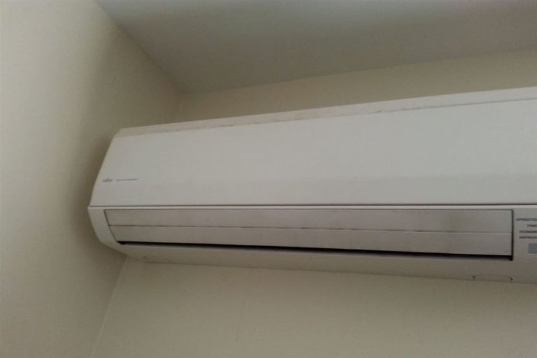 Photo of property in 13 Branston Street, Hornby, Christchurch, 8042