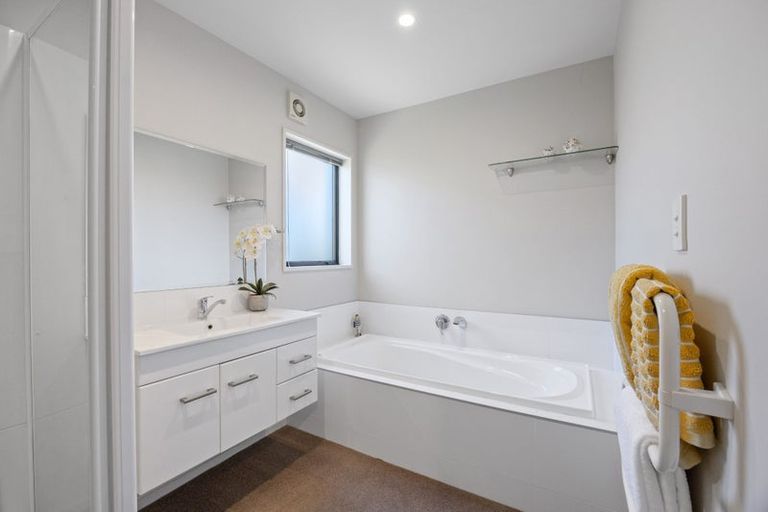 Photo of property in 6 Astor Place, Halswell, Christchurch, 8025