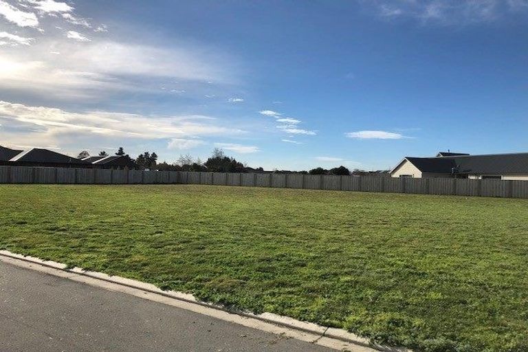 Photo of property in 18 Riverstone Drive, Rolleston, 7614