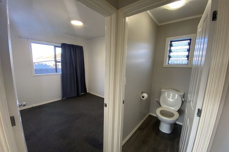 Photo of property in 910a Grove Road, Mayfair, Hastings, 4122