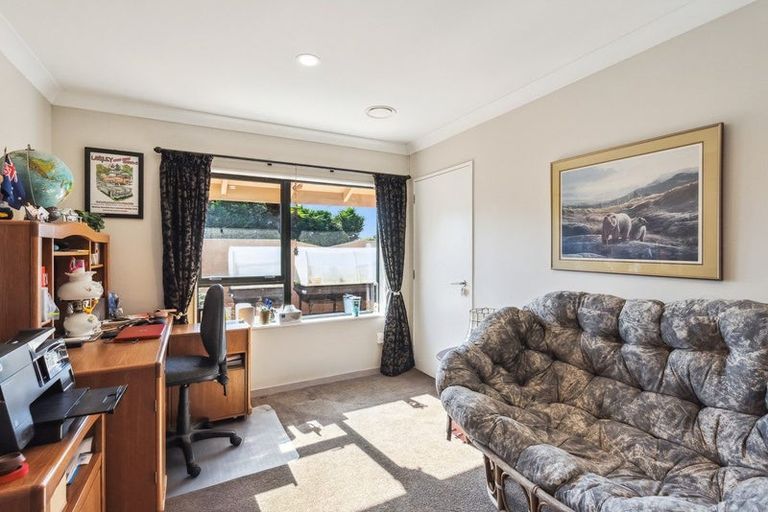Photo of property in 59 Milne Drive, Paraparaumu, 5032