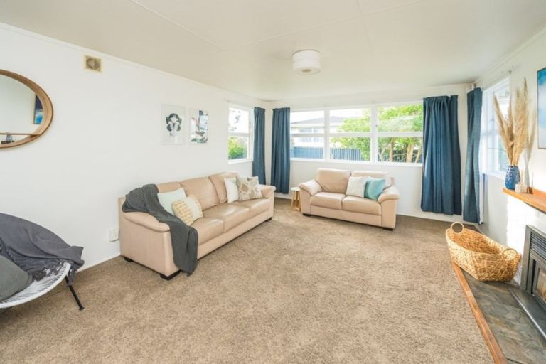 Photo of property in 56 Lee Street, Castlecliff, Whanganui, 4501