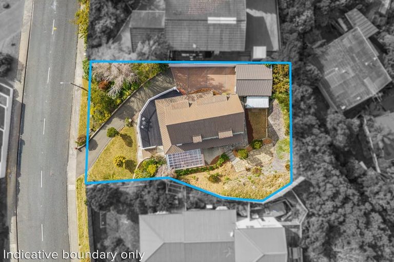 Photo of property in 296 Maungaraki Road, Maungaraki, Lower Hutt, 5010
