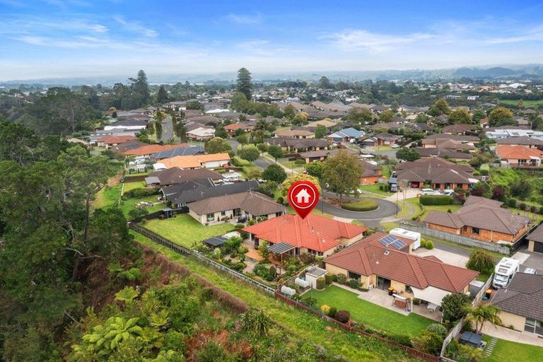Photo of property in 32 Kereru Place, Pyes Pa, Tauranga, 3112