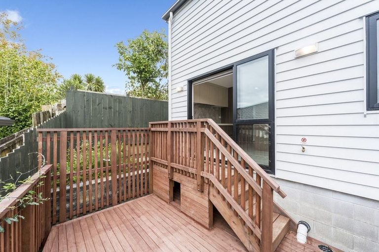 Photo of property in 18/106 Triangle Road, Massey, Auckland, 0614